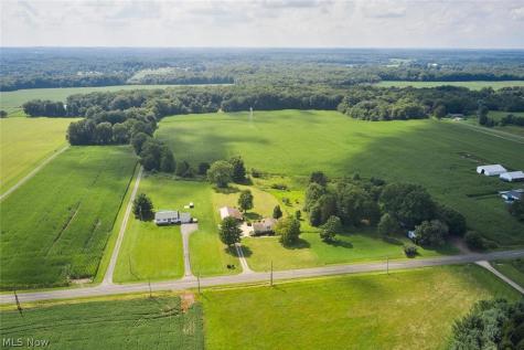 3039 New Milford Road Atwater OH 44201