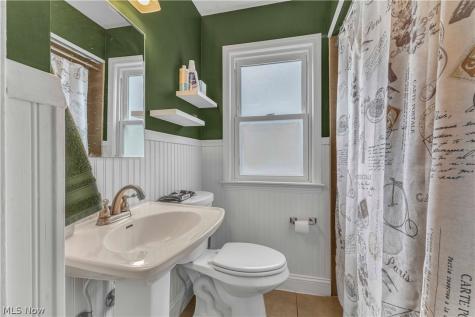 7620 Ivandale Drive Parma OH 44129