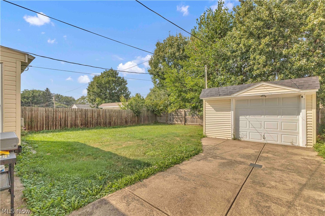 7620 Ivandale Drive Parma OH 44129