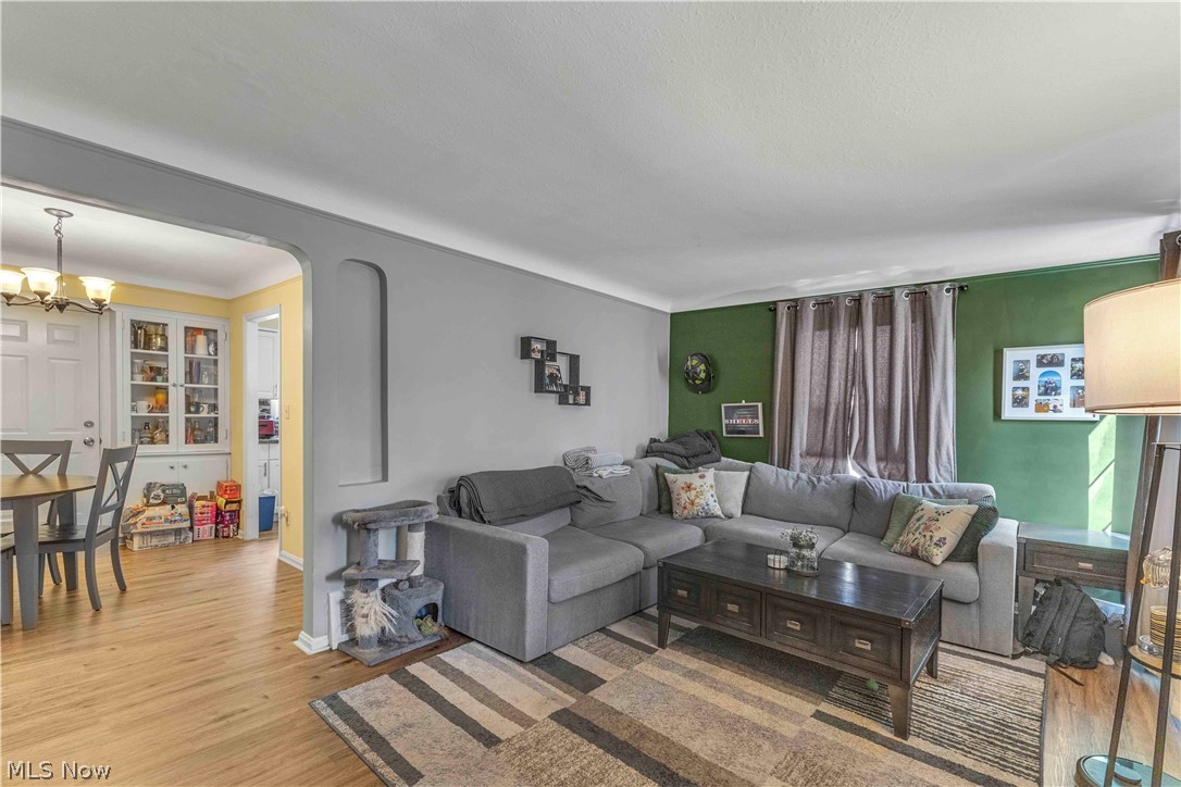 7620 Ivandale Drive Parma OH 44129