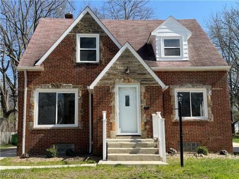 24420 Glenbrook Boulevard Euclid OH 44117