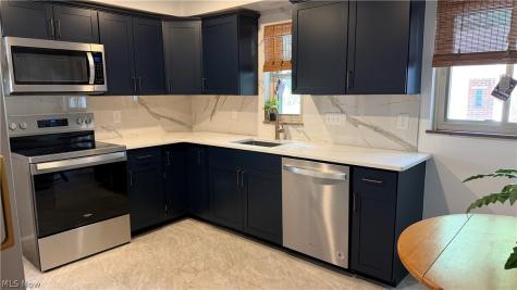 24420 Glenbrook Boulevard Euclid OH 44117