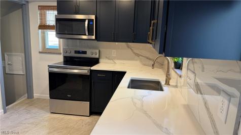24420 Glenbrook Boulevard Euclid OH 44117