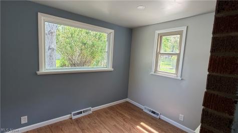 24420 Glenbrook Boulevard Euclid OH 44117