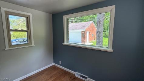 24420 Glenbrook Boulevard Euclid OH 44117