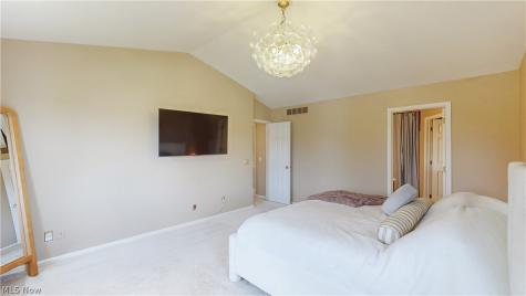 7653 Oxgate Court Hudson OH 44236