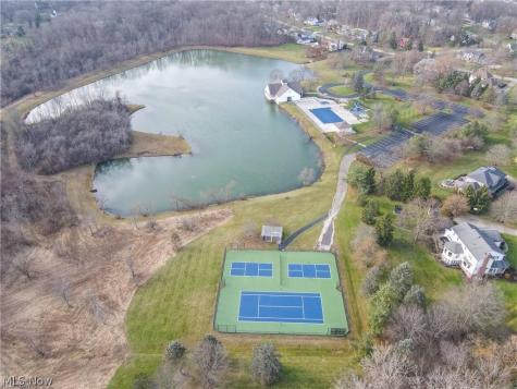 7653 Oxgate Court Hudson OH 44236
