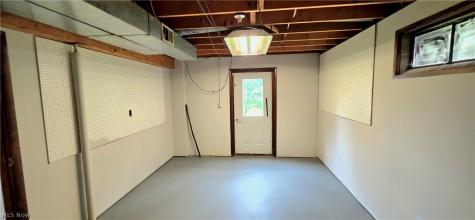 252 Saxe Road Mogadore OH 44260