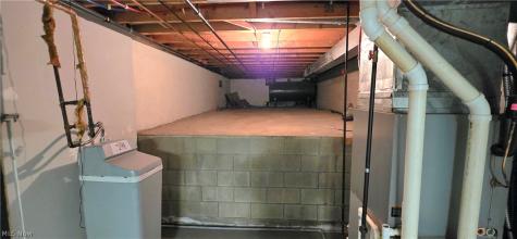 252 Saxe Road Mogadore OH 44260
