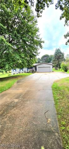 252 Saxe Road Mogadore OH 44260