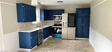 252 Saxe Road Mogadore OH 44260