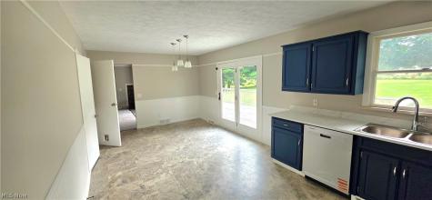 252 Saxe Road Mogadore OH 44260