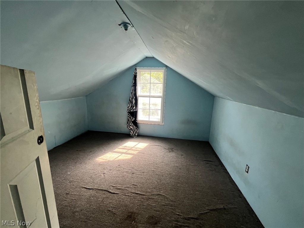 304 Lowell Avenue NE Warren OH 44483