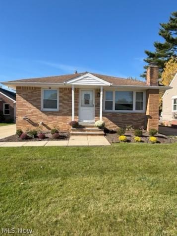 1598 Temple Avenue Mayfield Heights OH 44124