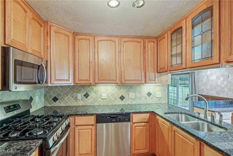 1970 Radcliffe Drive Westlake OH 44145