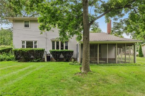 1970 Radcliffe Drive Westlake OH 44145