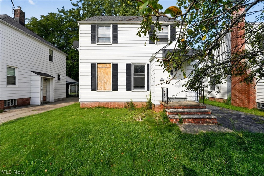304 E 248th Street Euclid OH 44123