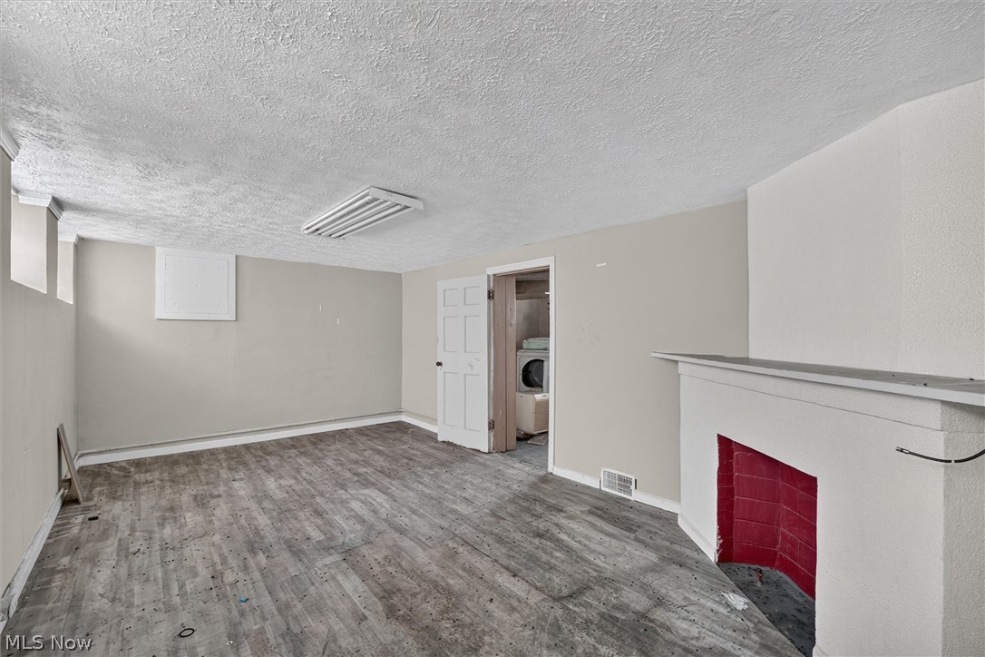 304 E 248th Street Euclid OH 44123