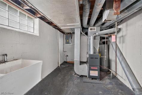 304 E 248th Street Euclid OH 44123