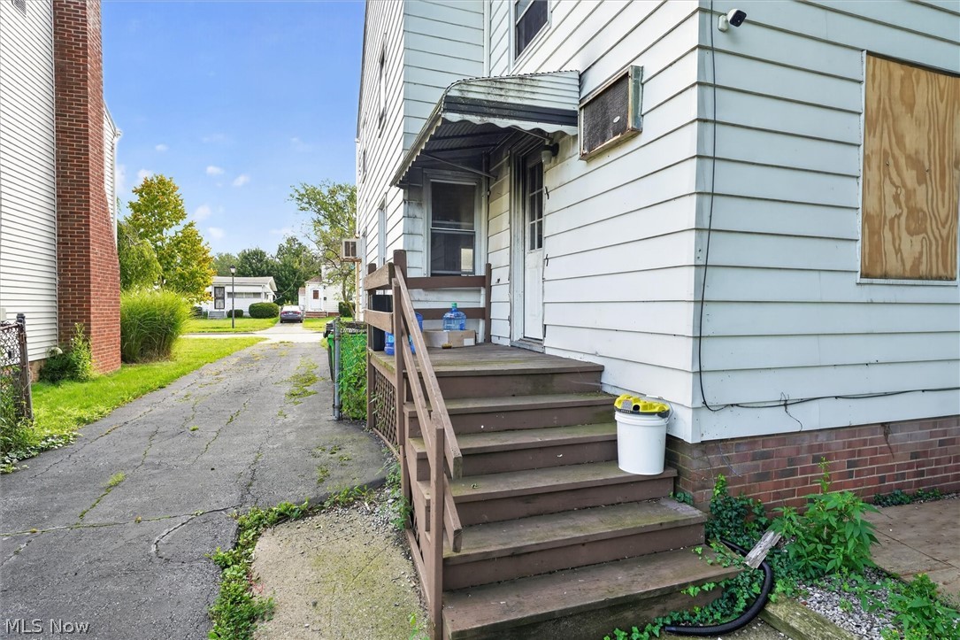 304 E 248th Street Euclid OH 44123