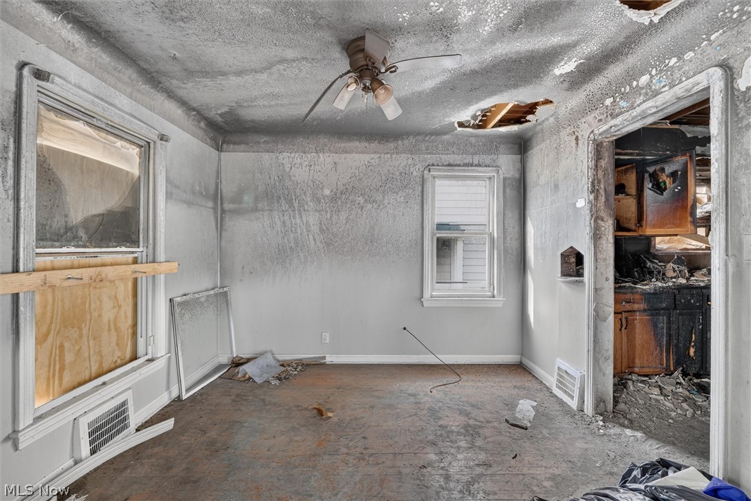 304 E 248th Street Euclid OH 44123