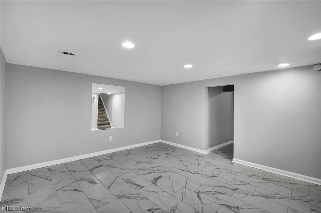 23733 Shurmer Drive Warrensville Heights OH 44128