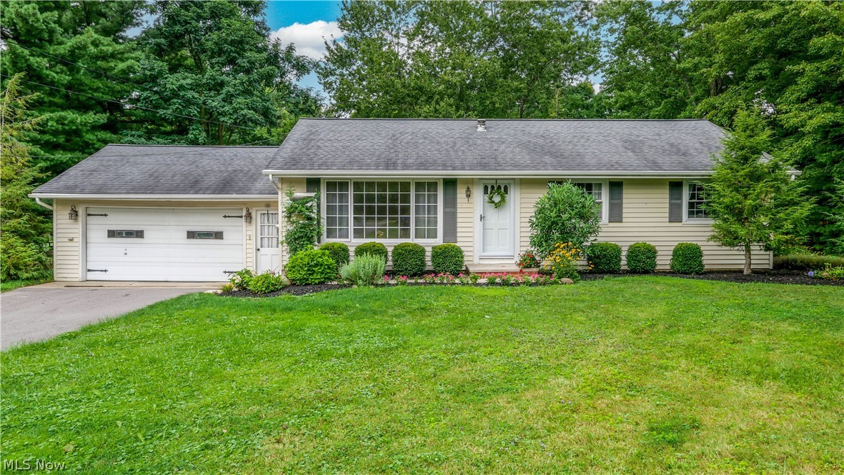 8860 Crackel Road Chagrin Falls OH 44023