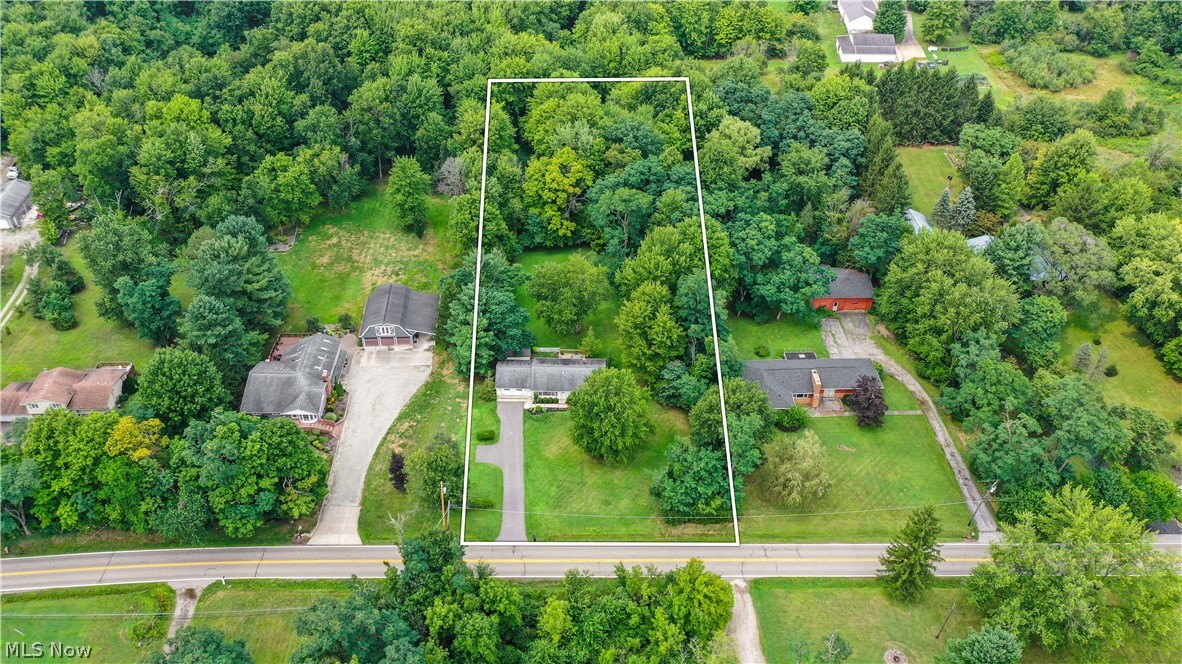 8860 Crackel Road Chagrin Falls OH 44023