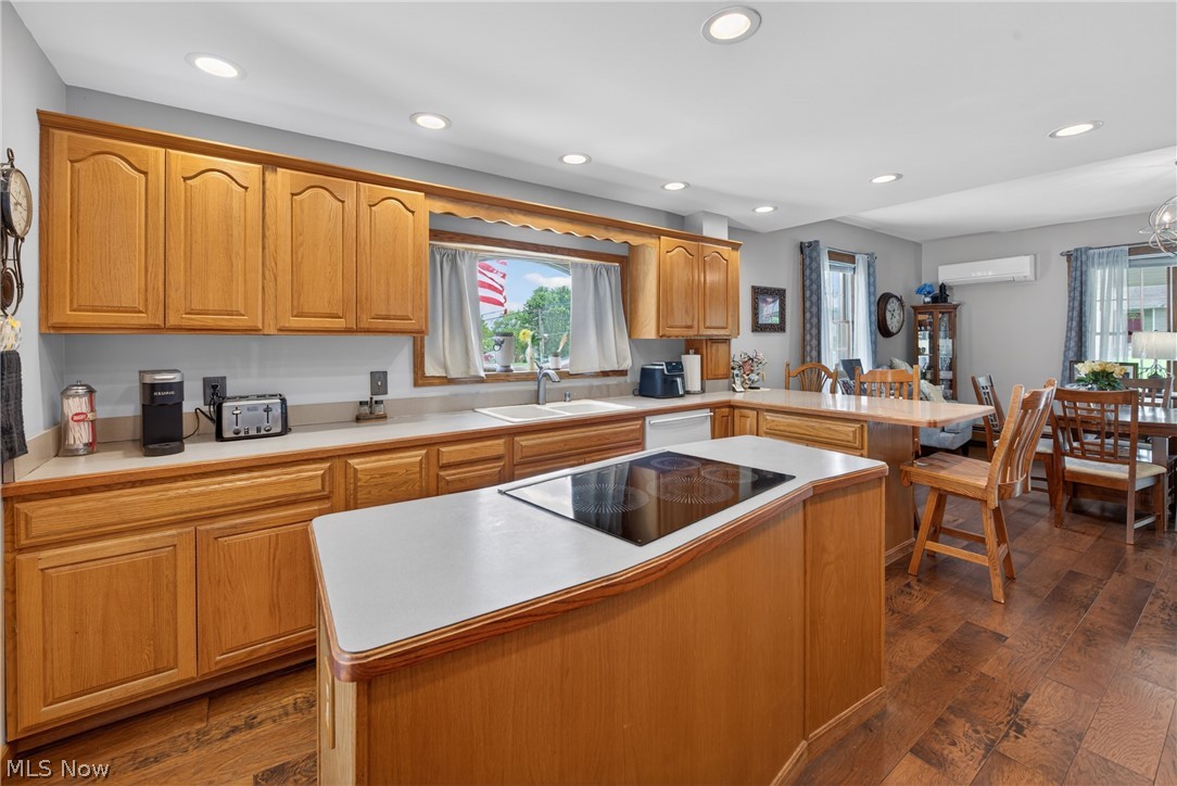 1933 W High Street Orrville OH 44667