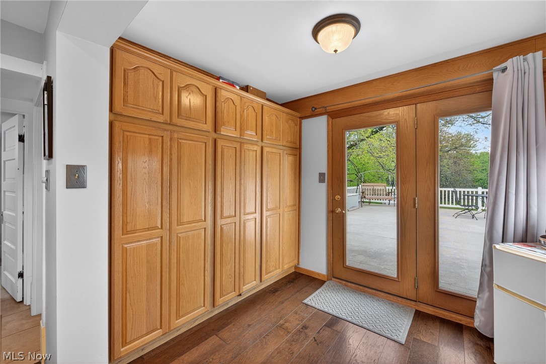 1933 W High Street Orrville OH 44667