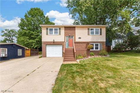 448 Fernwood Avenue Wadsworth OH 44281