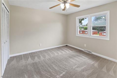 448 Fernwood Avenue Wadsworth OH 44281