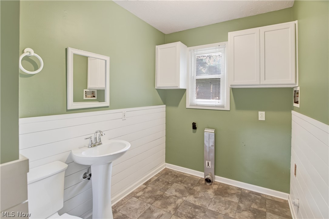 448 Fernwood Avenue Wadsworth OH 44281