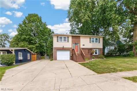 448 Fernwood Avenue Wadsworth OH 44281