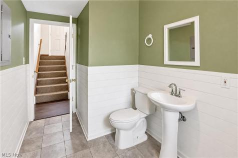 448 Fernwood Avenue Wadsworth OH 44281