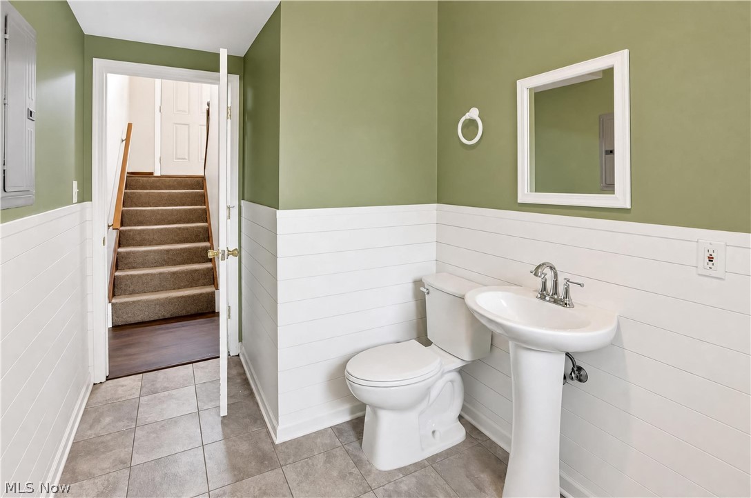 448 Fernwood Avenue Wadsworth OH 44281