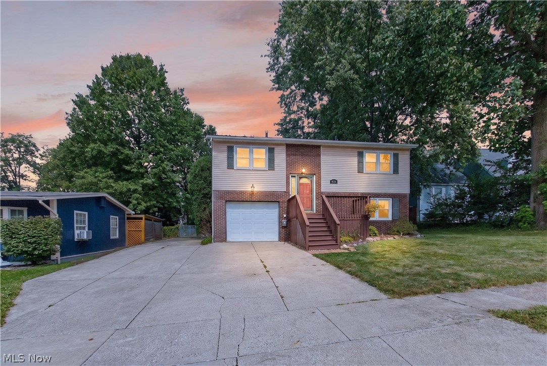 448 Fernwood Avenue Wadsworth OH 44281