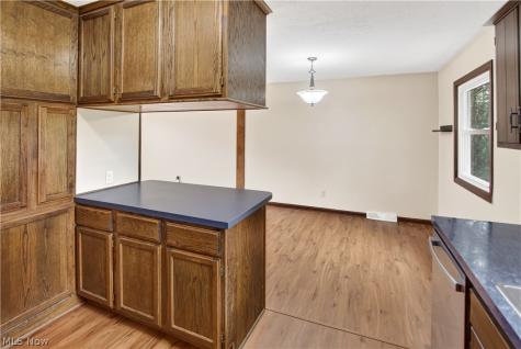 448 Fernwood Avenue Wadsworth OH 44281