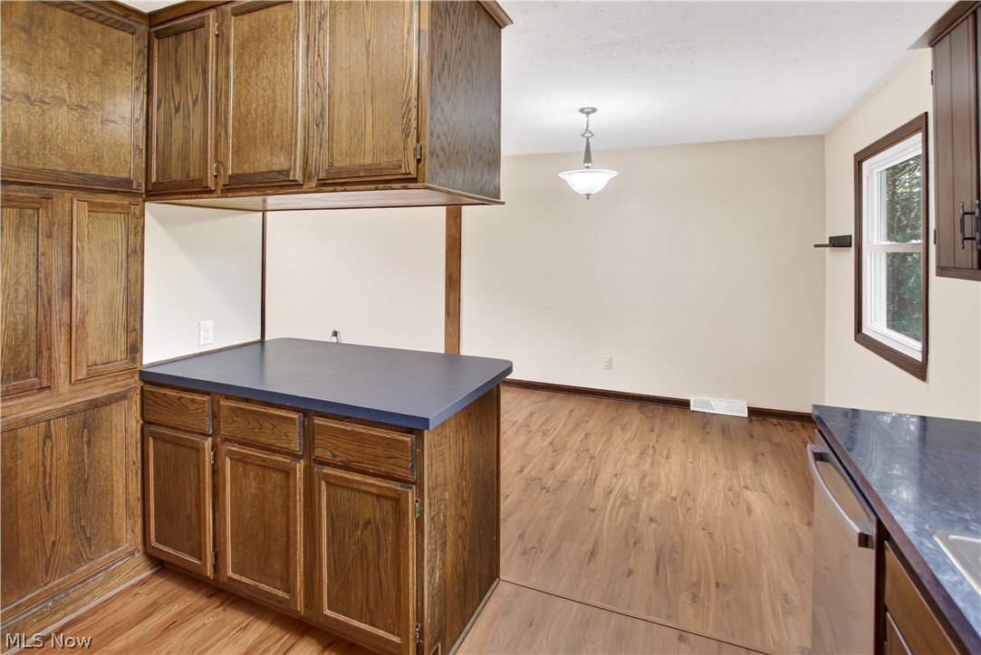 448 Fernwood Avenue Wadsworth OH 44281