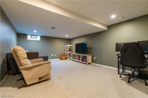3746 Wickham Street NW Uniontown OH 44685