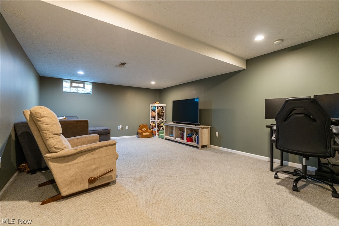 3746 Wickham Street NW Uniontown OH 44685