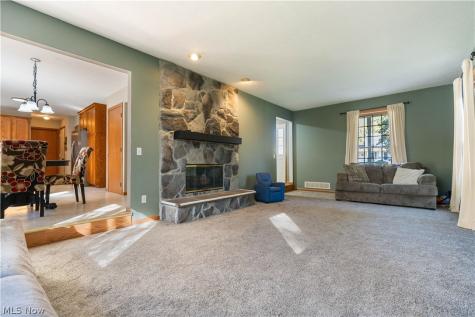 3746 Wickham Street NW Uniontown OH 44685