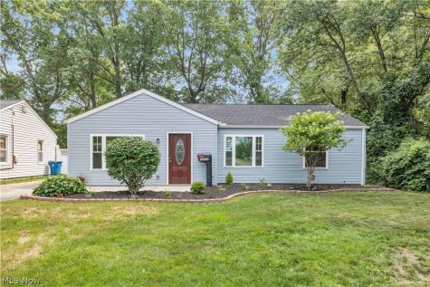 33910 Jennison Street Eastlake OH 44095
