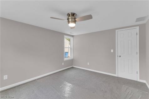 33910 Jennison Street Eastlake OH 44095