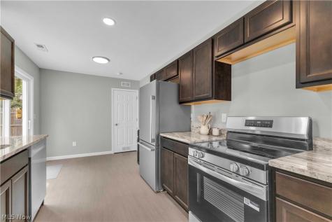 33910 Jennison Street Eastlake OH 44095