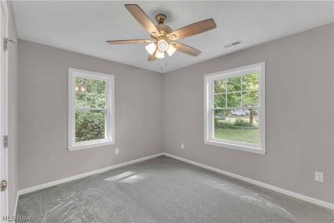 33910 Jennison Street Eastlake OH 44095