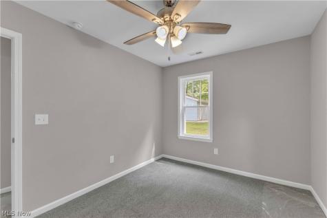 33910 Jennison Street Eastlake OH 44095