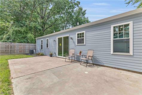 33910 Jennison Street Eastlake OH 44095