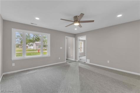 33910 Jennison Street Eastlake OH 44095
