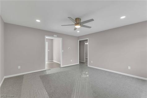 33910 Jennison Street Eastlake OH 44095